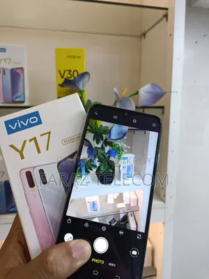 New Vivo Y17 256 GB