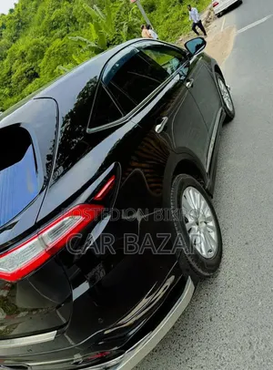 টয়োটা হ্যারিয়ার ২.০ ২০১৭ কালো