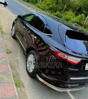 টয়োটা হ্যারিয়ার ২.০ ২০১৭ কালো