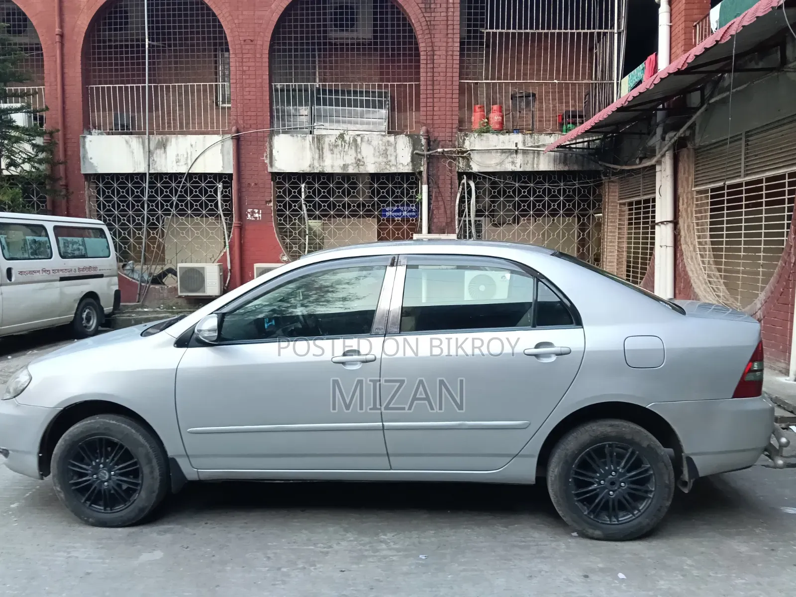 Toyota Corolla 2004 Silver