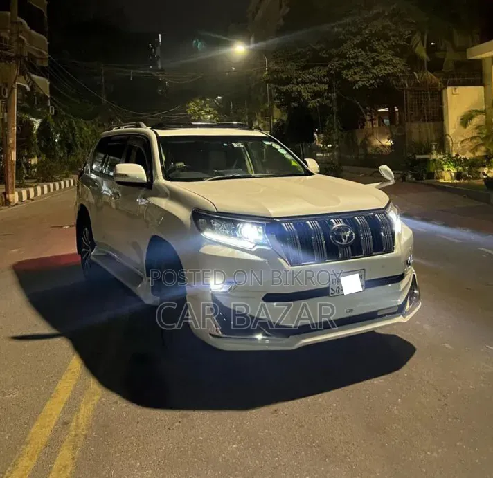 Toyota Land Cruiser Prado 2.7 I 2013 Pearl