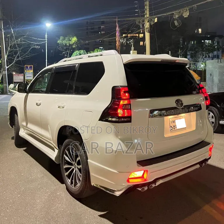 Toyota Land Cruiser Prado 2.7 I 2013 Pearl