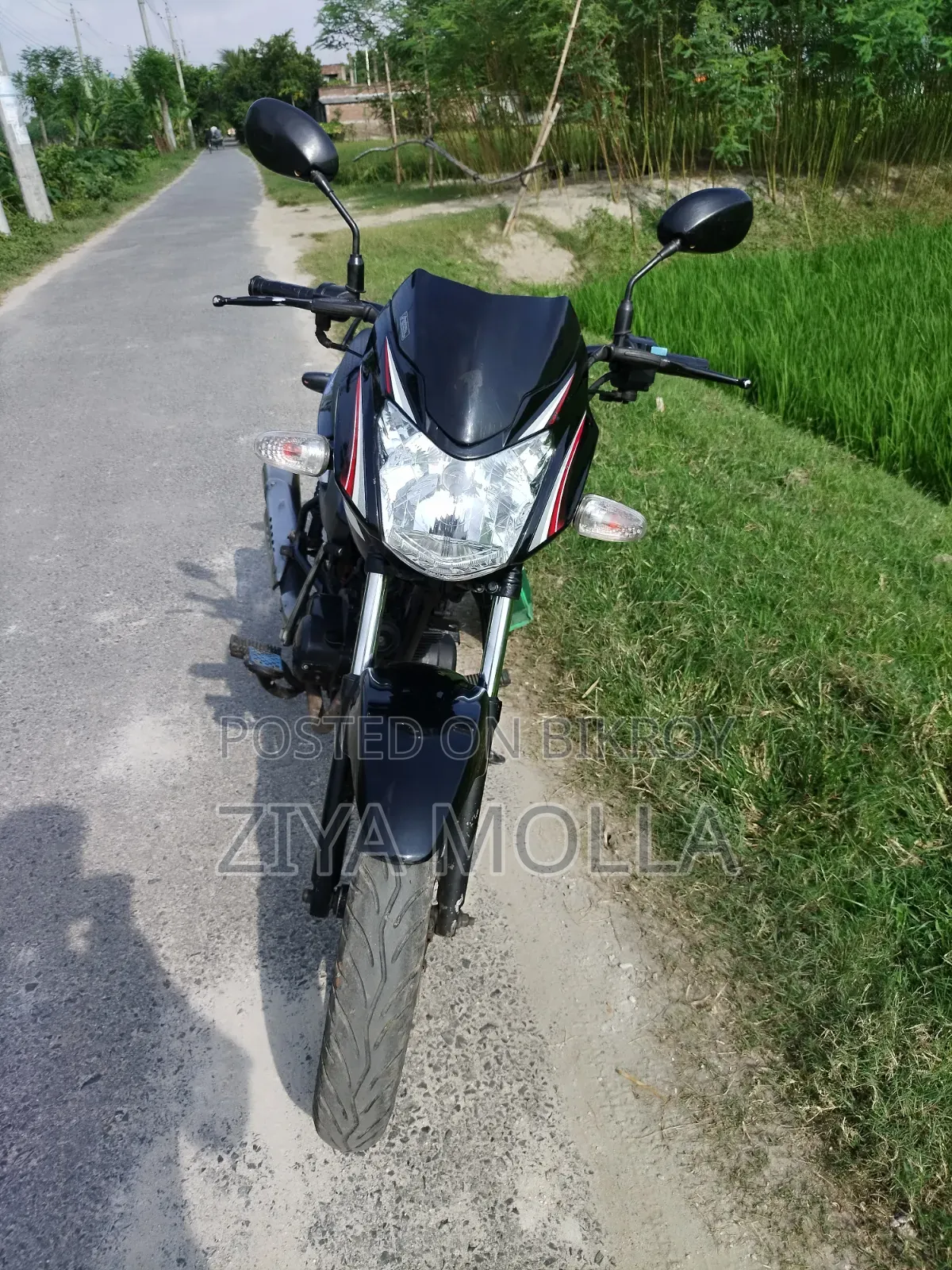 নতুন টিভিএস মেট্রো ২০১৬ কালো