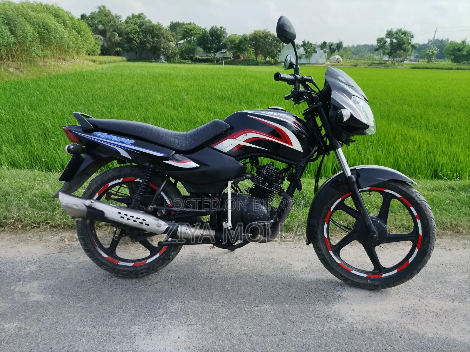 নতুন টিভিএস মেট্রো ২০১৬ কালো