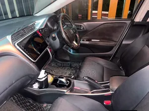 Honda Grace 1.5 Hybrid FWD 2015 White