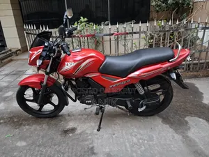টিভিএস মেট্রো ২০১৭ রেড