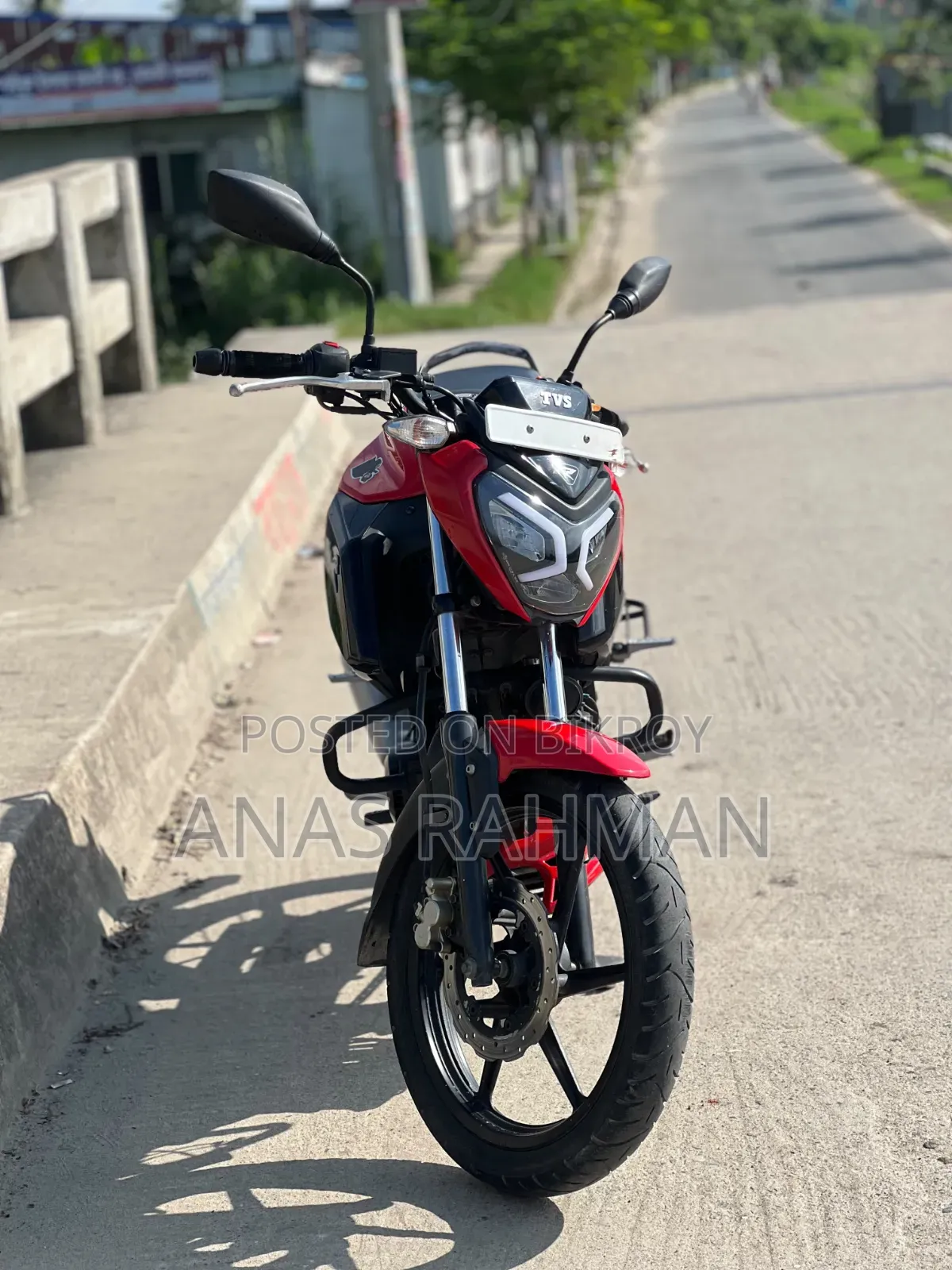 টিভিএস রাইডার ১২৫ ২০২২ লাল