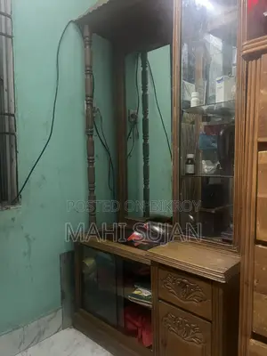 সেগুন কাঠের ড্রেসিং টেবিল