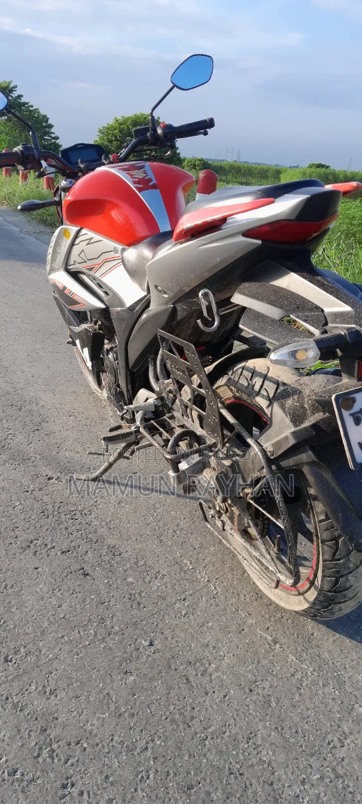 সুজুকি জিক্সার ২০২৪ অরেঞ্জ