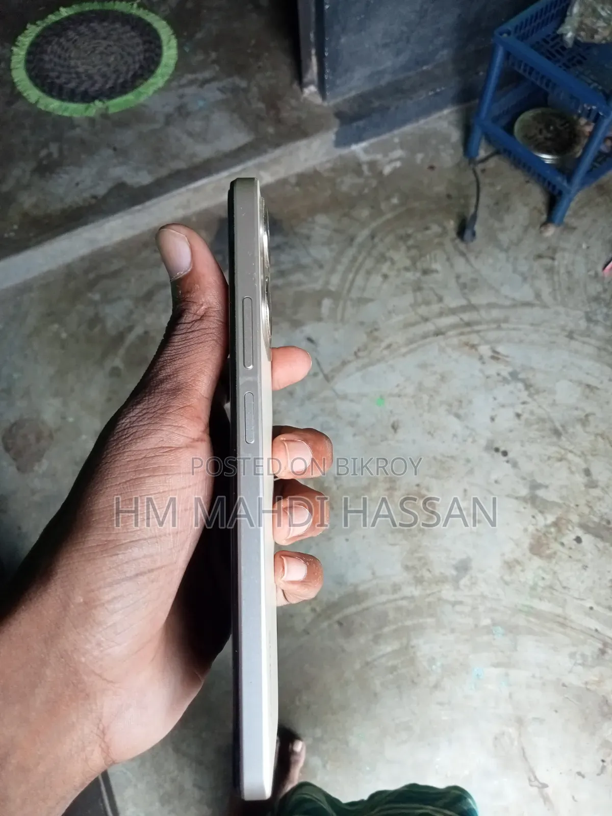 রিয়েলমি নোট ৭০ ৬৪ জিবি গোল্ড