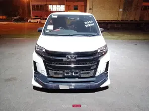 Toyota Noah 2.0 Front-Wheel Drive (7 Seater) 2021 Pearl