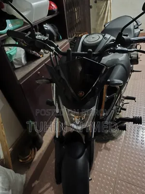যামাহা এফজেডএস ভি৪ ২০২৫ গ্রে