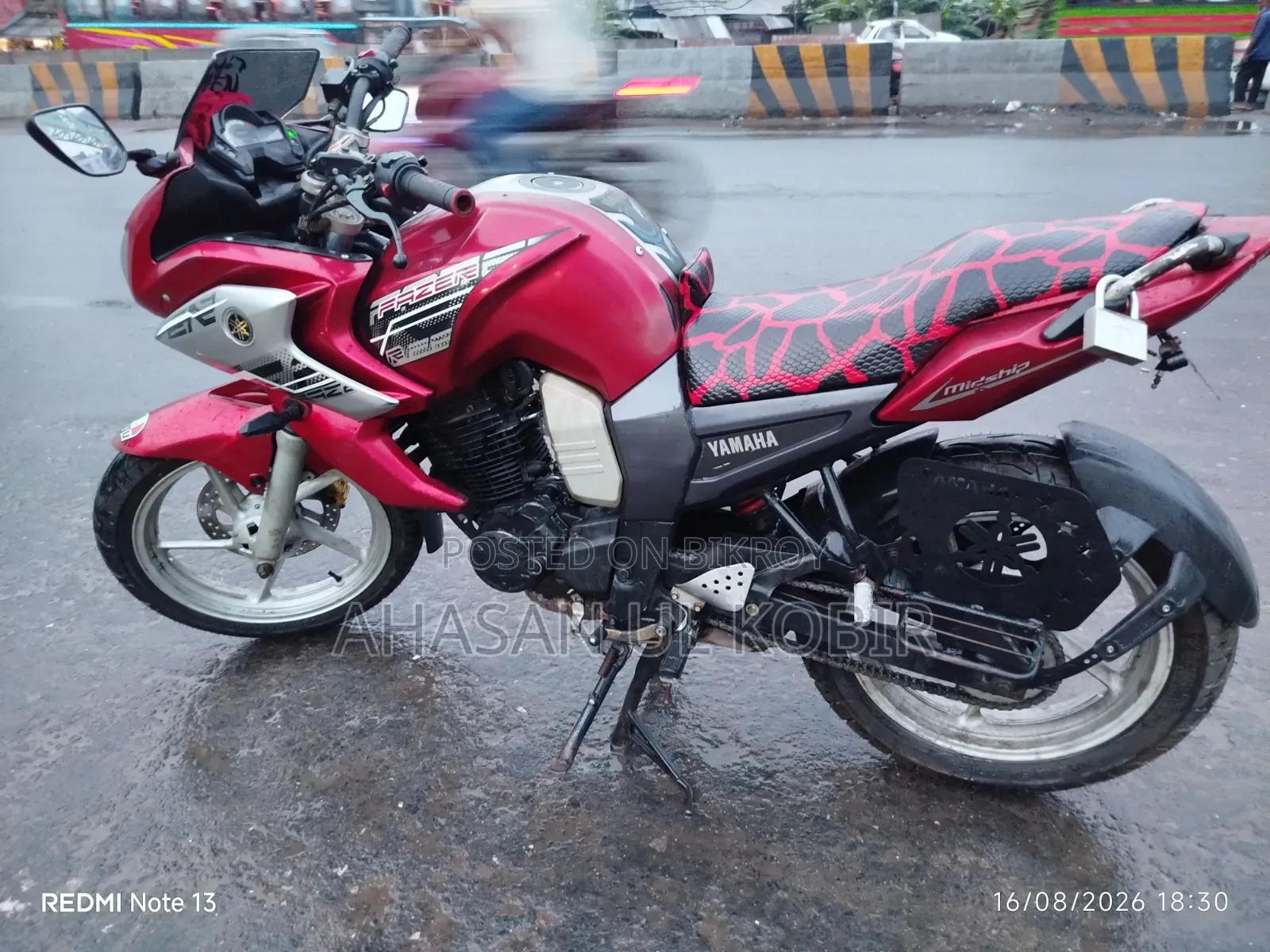 Yamaha Fazer V1 2011 Red