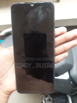 Infinix Hot 11 Play 64 GB Green