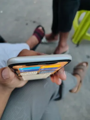 Apple iPhone 11 128 GB White