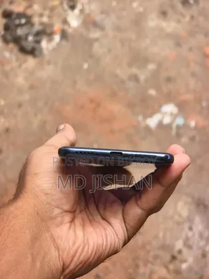 নতুন ভিভো টি৪আর ১২৮ জিবি নীল