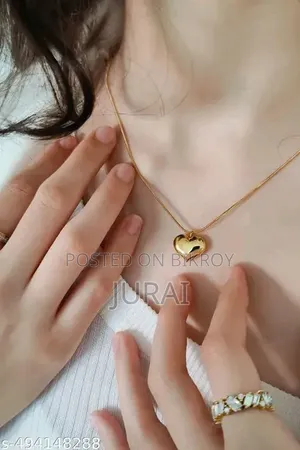 লাভ পেন্ডেন্ট