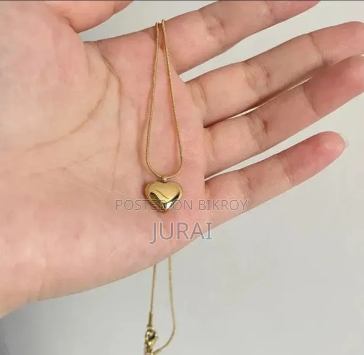 লাভ পেন্ডেন্ট