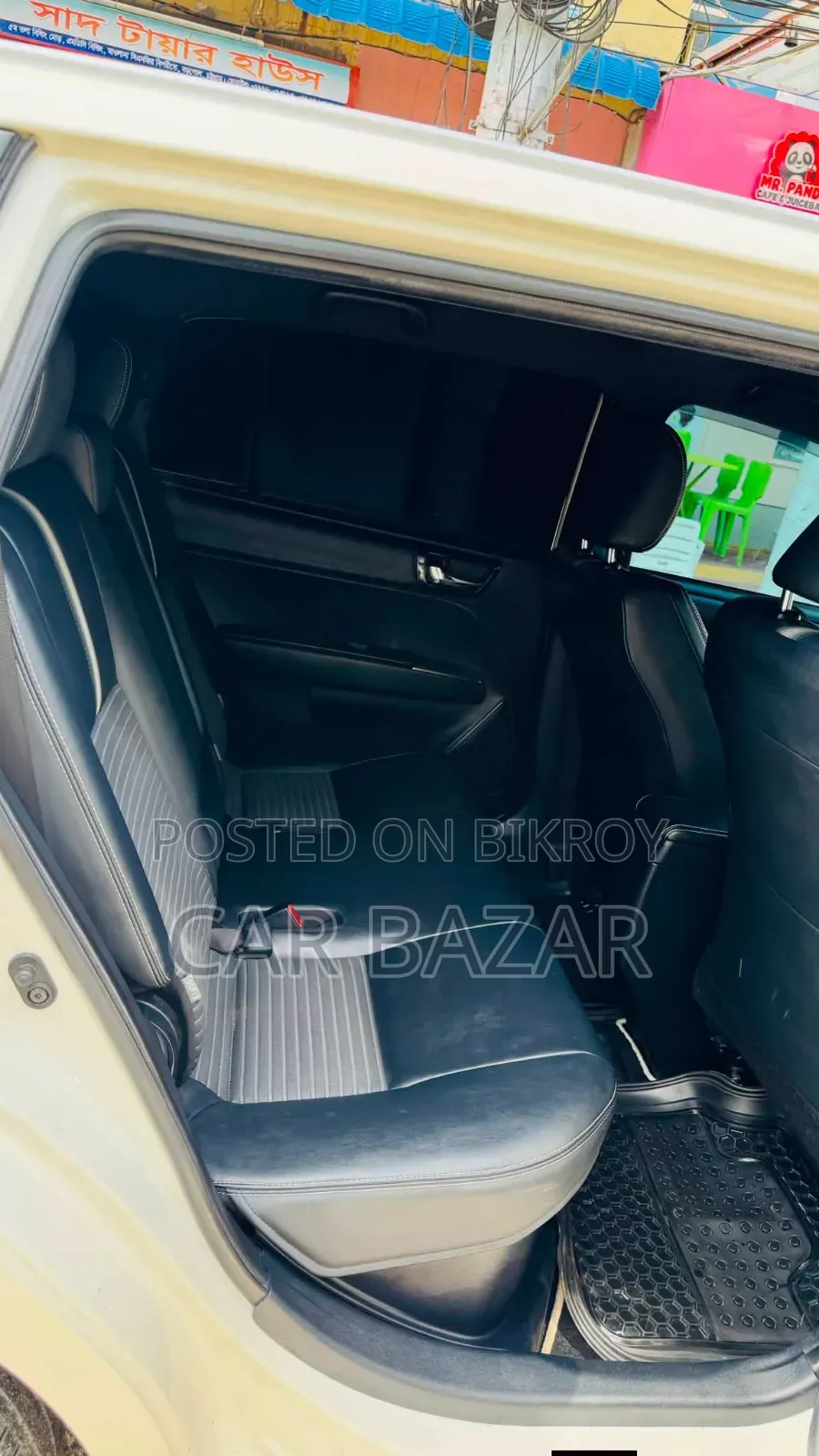 Toyota Corolla Fielder 1.5 Hybrid FWD 2018 Pearl