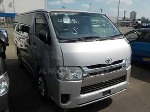Toyota HiAce 2021 Silver