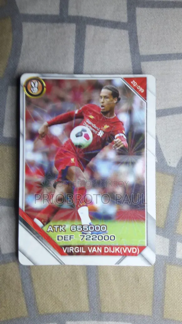 These are official Panini football player star cards brought from abroad.