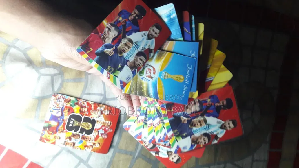 These are official Panini football player star cards brought from abroad.
