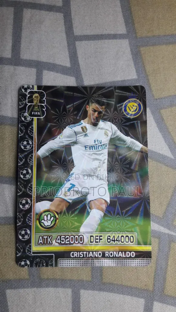These are official Panini football player star cards brought from abroad.
