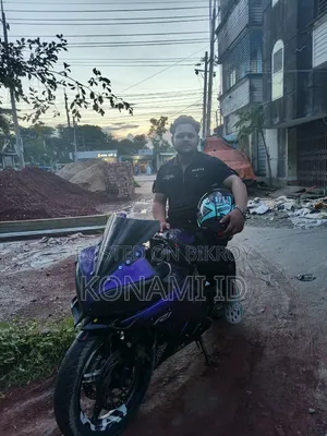 ইয়ামাহা ২০১৮ পার্পল