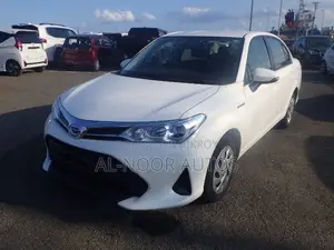 Toyota Axio 2021 White