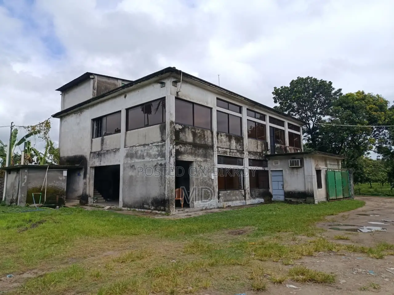 Land, Factory and Machinery of Flower Mill for Sale!