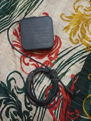 আসুস ভিভুবুক ল্যাপটপ অরিজিনাল চার্জার অ্যাডাপ্টার ১৯ভি _ ৩.৪২এ
