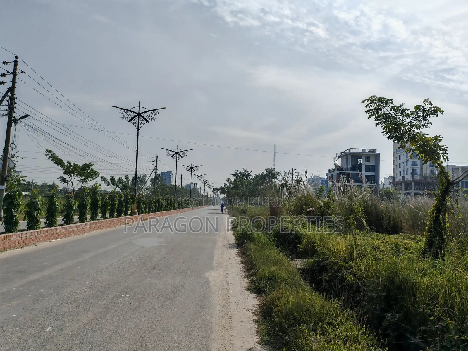 এম ব্লক ৪ কাঠা দক্ষিণমুখী প্রস্তুত প্লট বিক্রয়ের জন্য