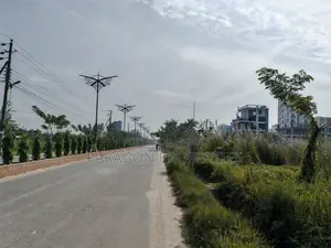 এম ব্লক ৪ কাঠা দক্ষিণমুখী প্রস্তুত প্লট বিক্রয়ের জন্য