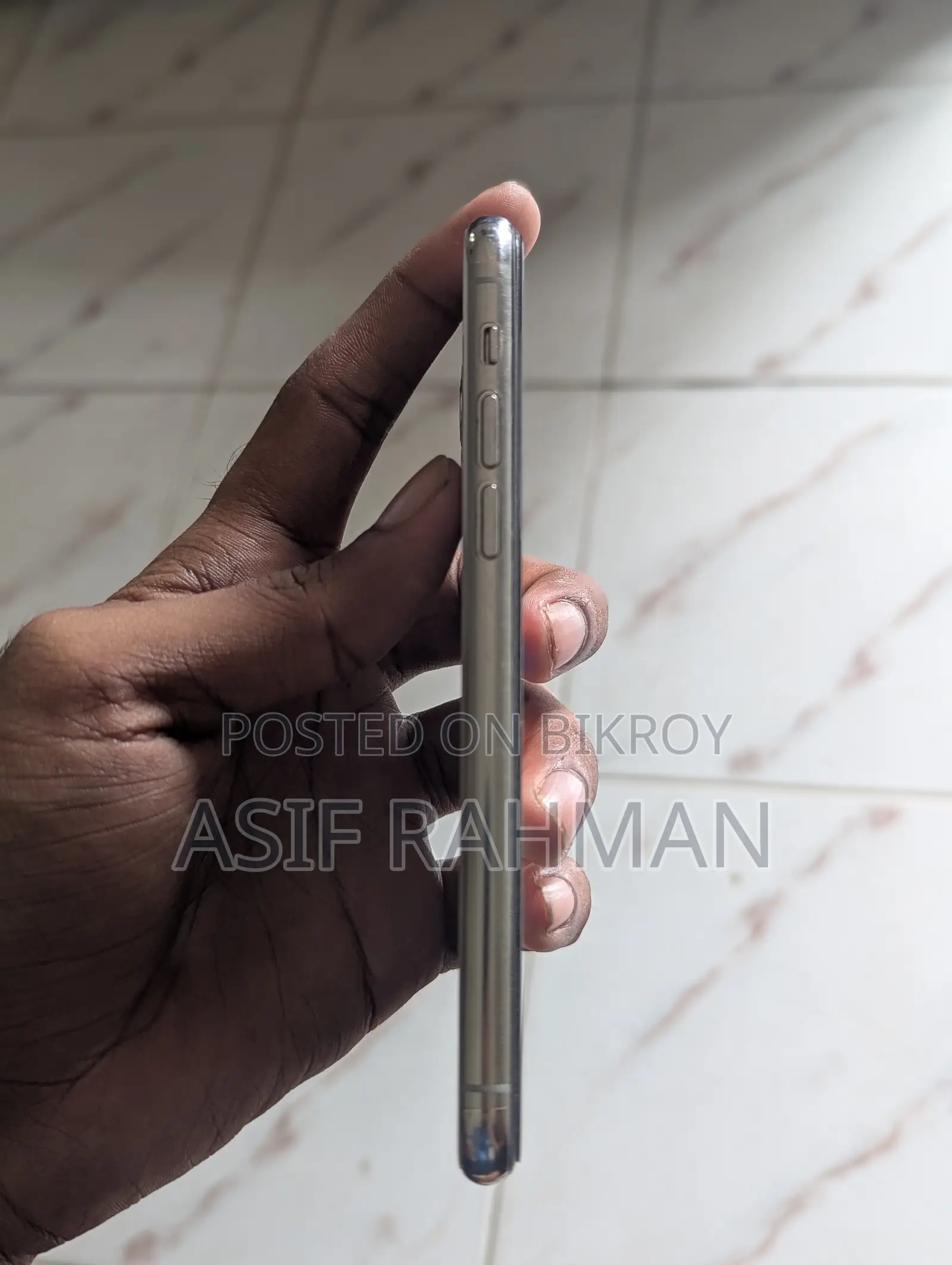 অ্যাপল আইফোন ১১ প্রো ২৫৬ জিবি হোয়াইট