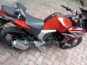 Yamaha FZS V2 2023 Red