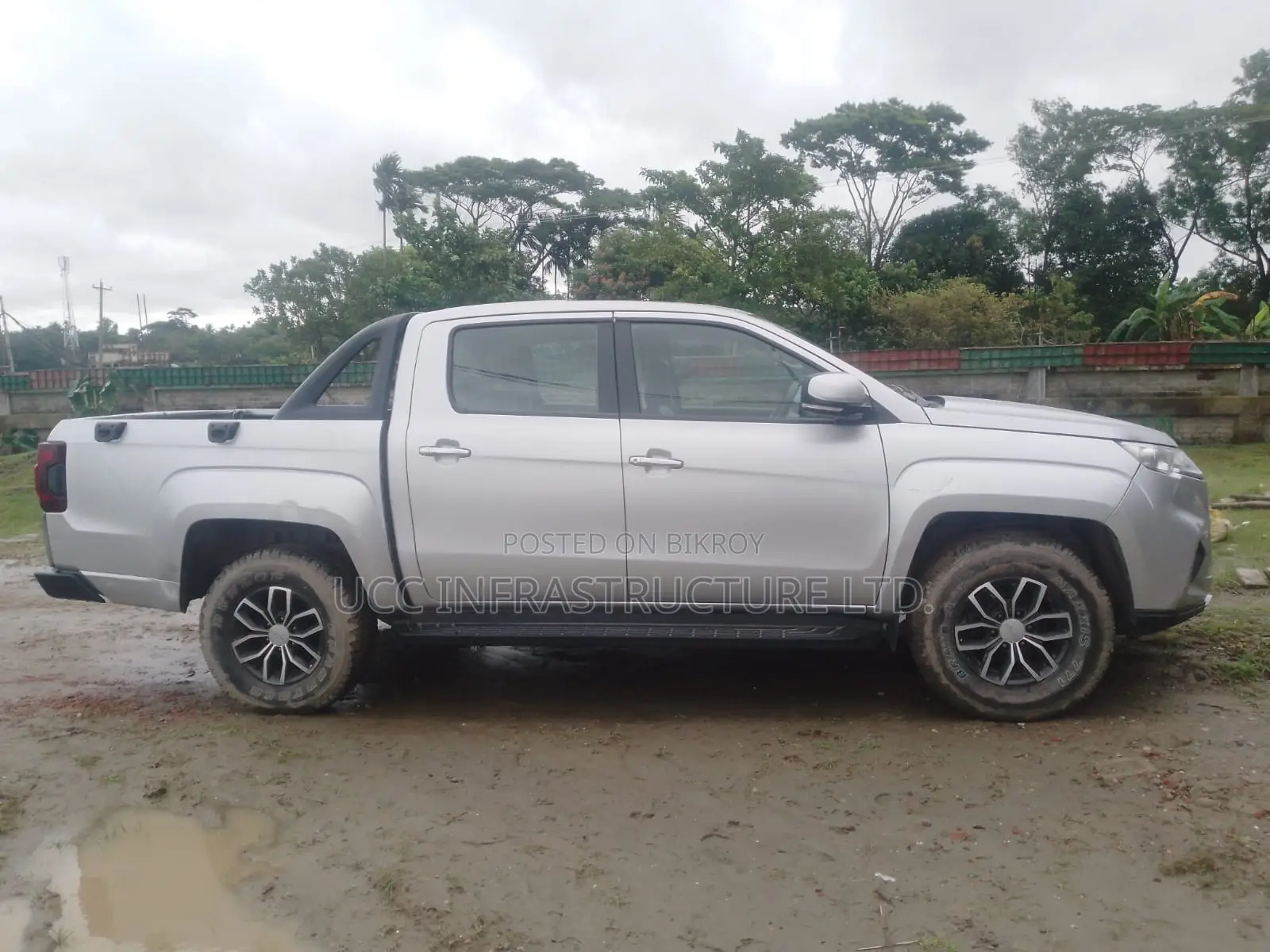 JMC Vigus 2022 Silver