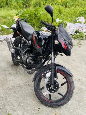 নতুন বাজাজ পালসার ১৫০ ২০১৯ কালো
