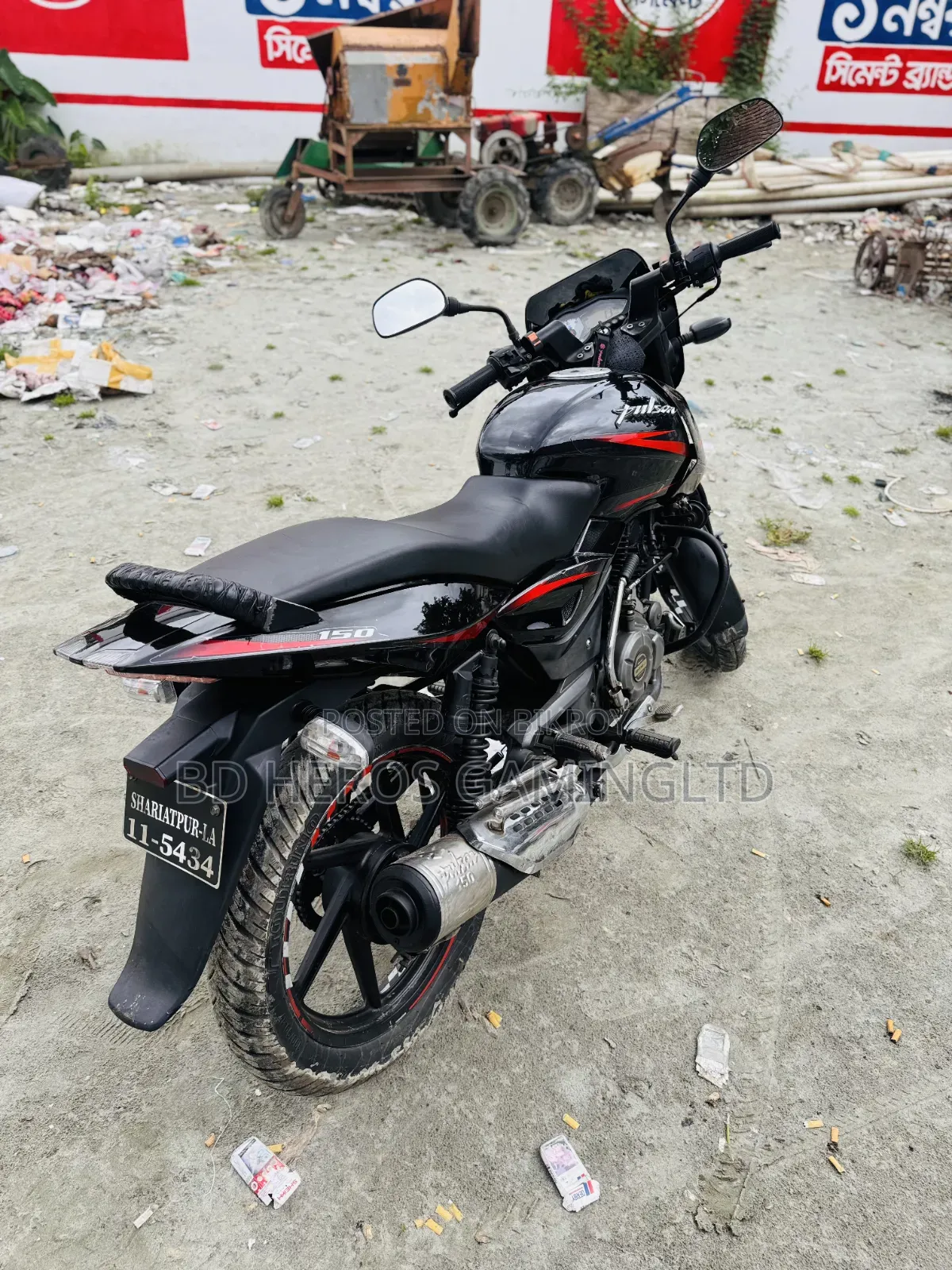 নতুন বাজাজ পালসার ১৫০ ২০১৯ কালো