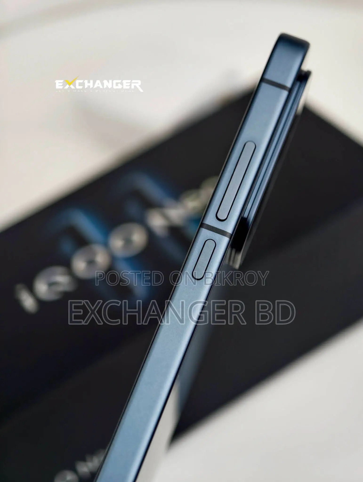 iQOO Neo11 256 GB Blue