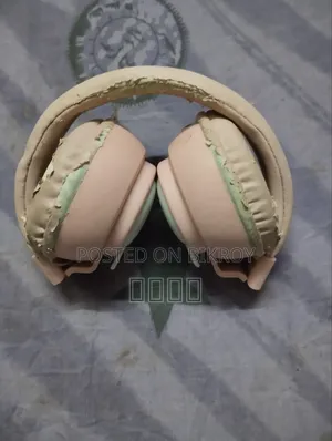 ব্লুটুথ হেডফোন