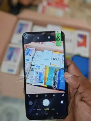 Vivo Y17 256 GB