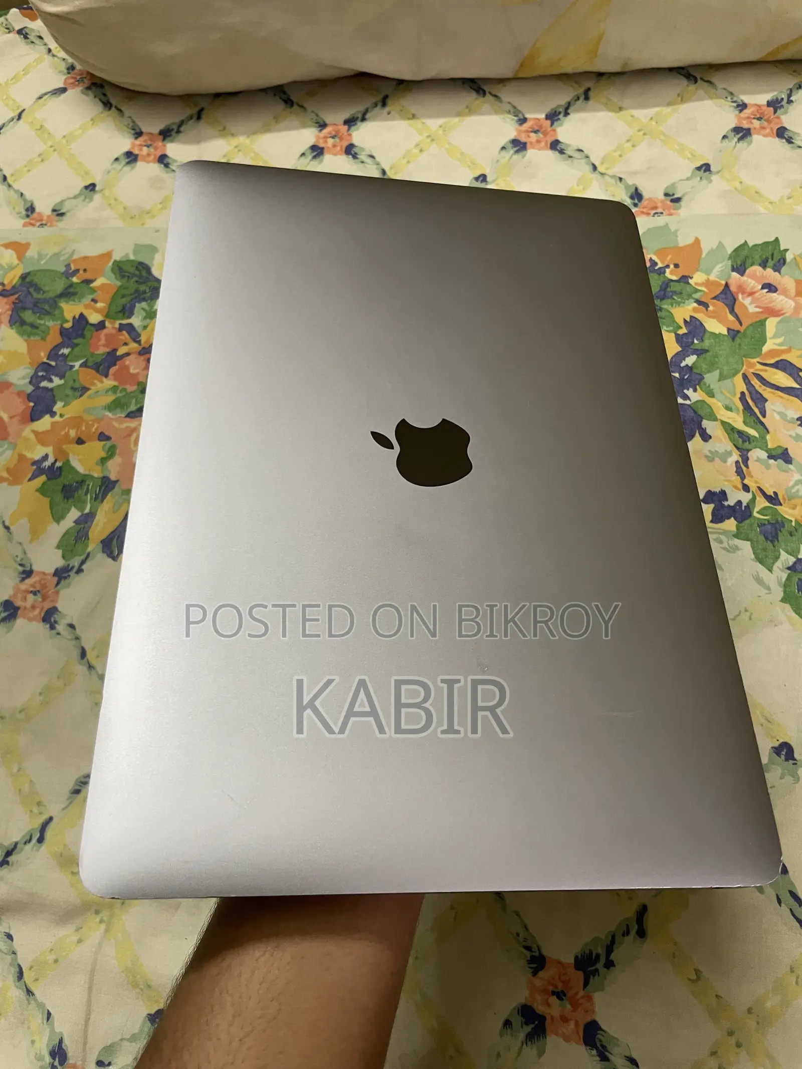 ল্যাপটপ অ্যাপল ম্যাকবুক এয়ার ২০১৮ ৮জিবি ইন্টেল কোর আই৫ এসএসডি ২৫৬জিবি