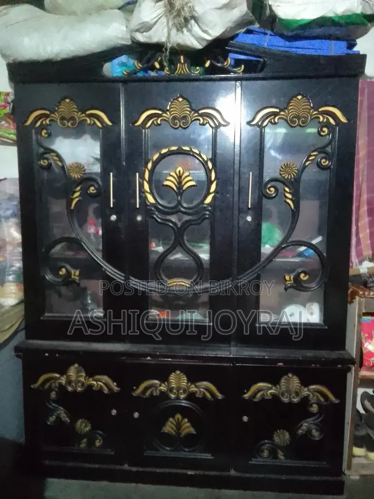 Showcase Part X 7ft 5ft for 9500 Taka, Ropatoli, Chandu Market