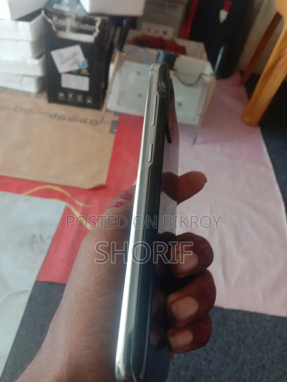 স্যামসাং গ্যালাক্সি এস২০ ৫জি ইউডব্লিউ ১২৮ জিবি ব্ল্যাক