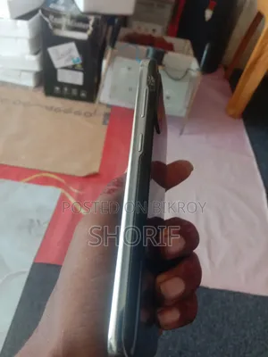 স্যামসাং গ্যালাক্সি এস২০ ৫জি ইউডব্লিউ ১২৮ জিবি ব্ল্যাক