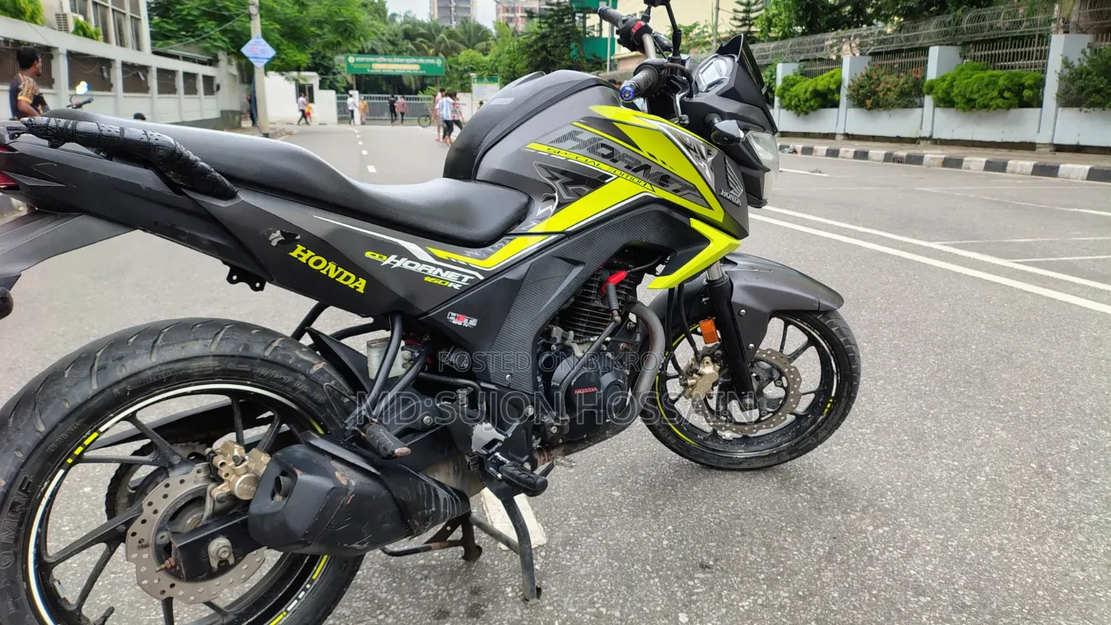 Honda Hornet 2020