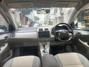 Toyota Axio 1.5 G Two-Wheel Drive 2012 White