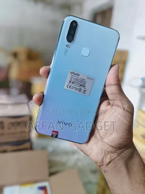 Vivo Y17 256 GB