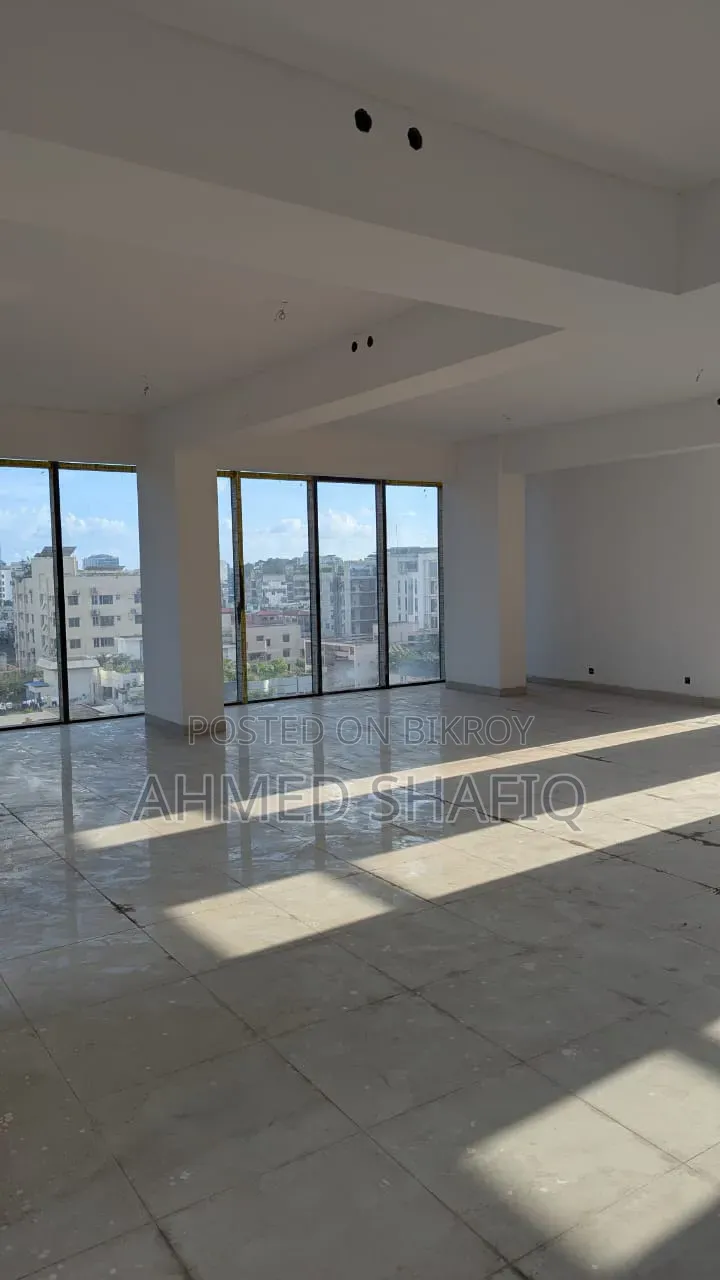 Commercial Floor For Sale in Banani