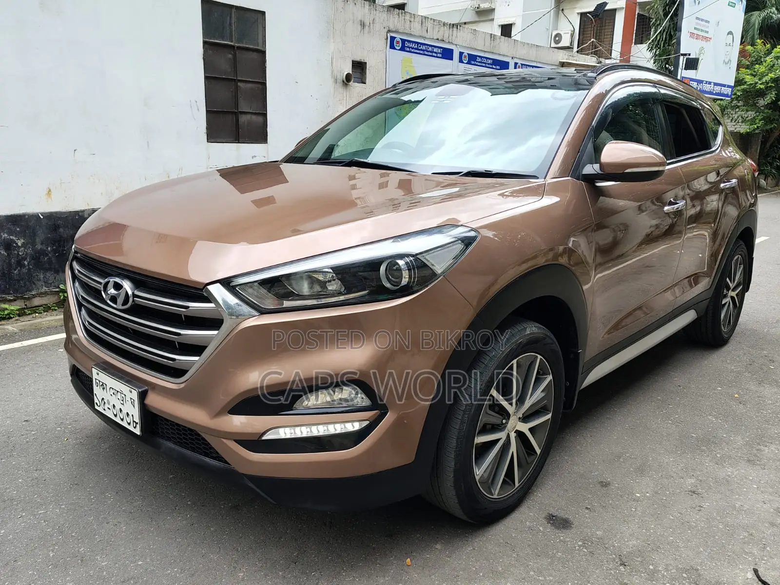 Hyundai Tucson Sport All-Wheel Drive 2016 Brown